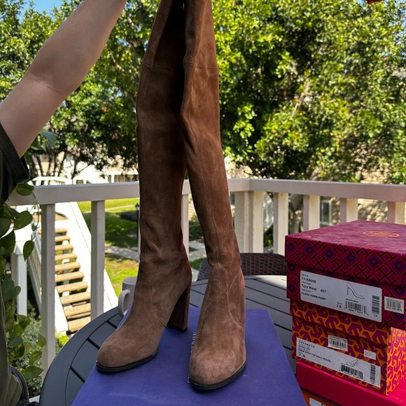 Stuart Weitzman Nutmeg Suede Hiline Over the Knee boots